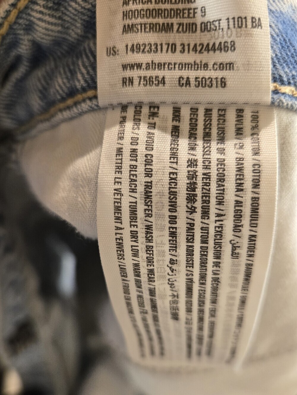 Abercrombie & Fitch Annie High Rise Distressed Denim Shorts Light WashSize 31/12 - Picture 7 of 9